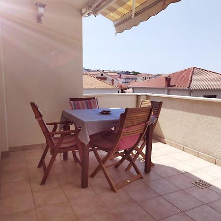 T&T Sea View Apartments Trogir Exterior foto