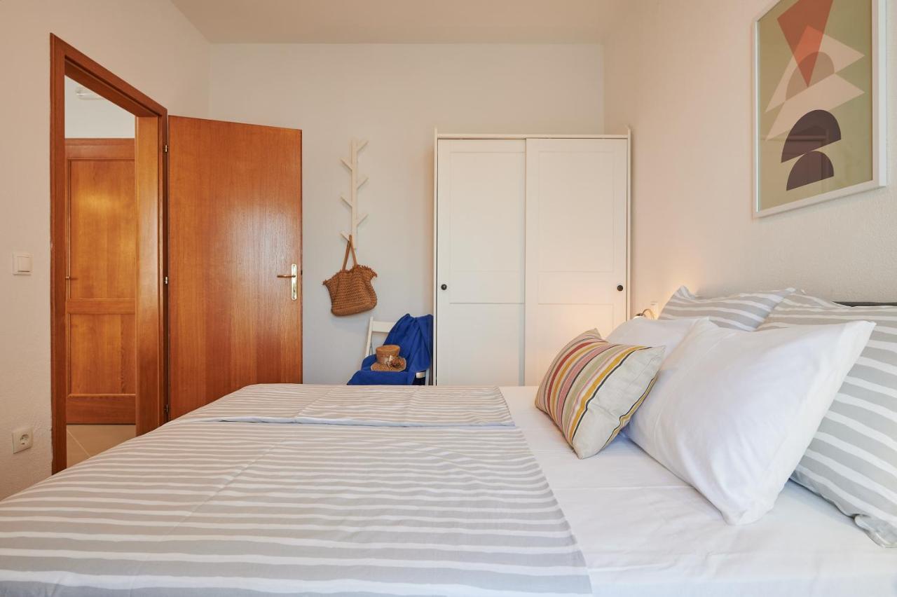 T&T Sea View Apartments Trogir Exterior foto