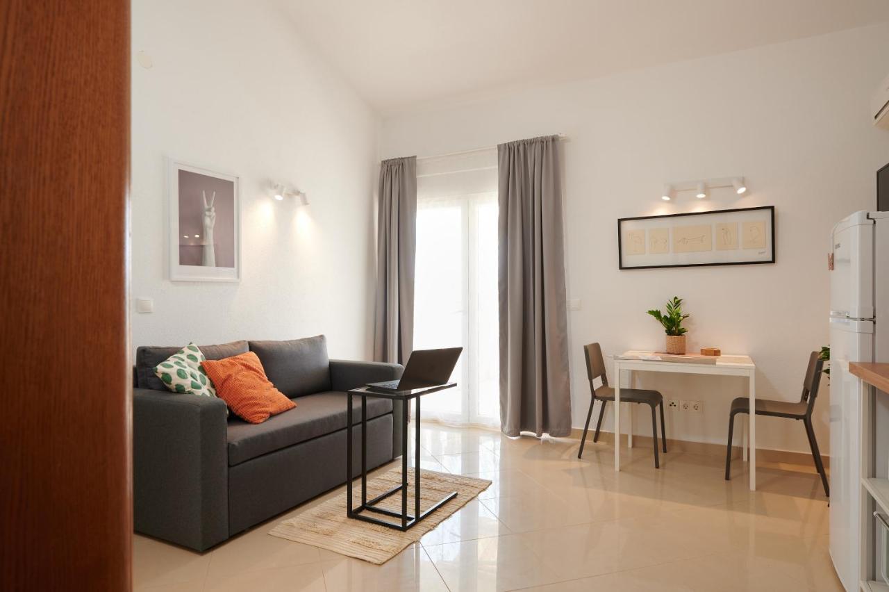 T&T Sea View Apartments Trogir Exterior foto