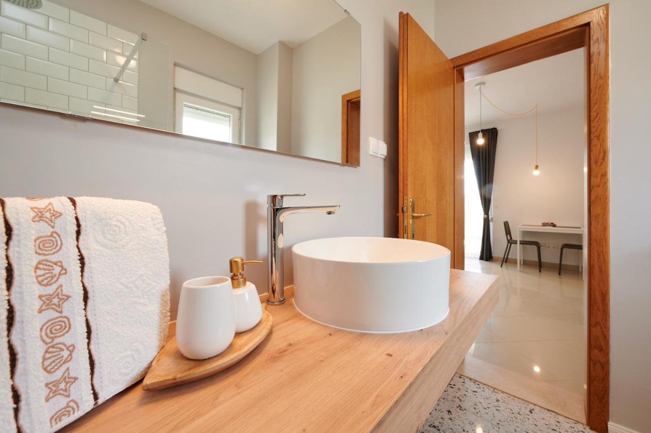 T&T Sea View Apartments Trogir Exterior foto