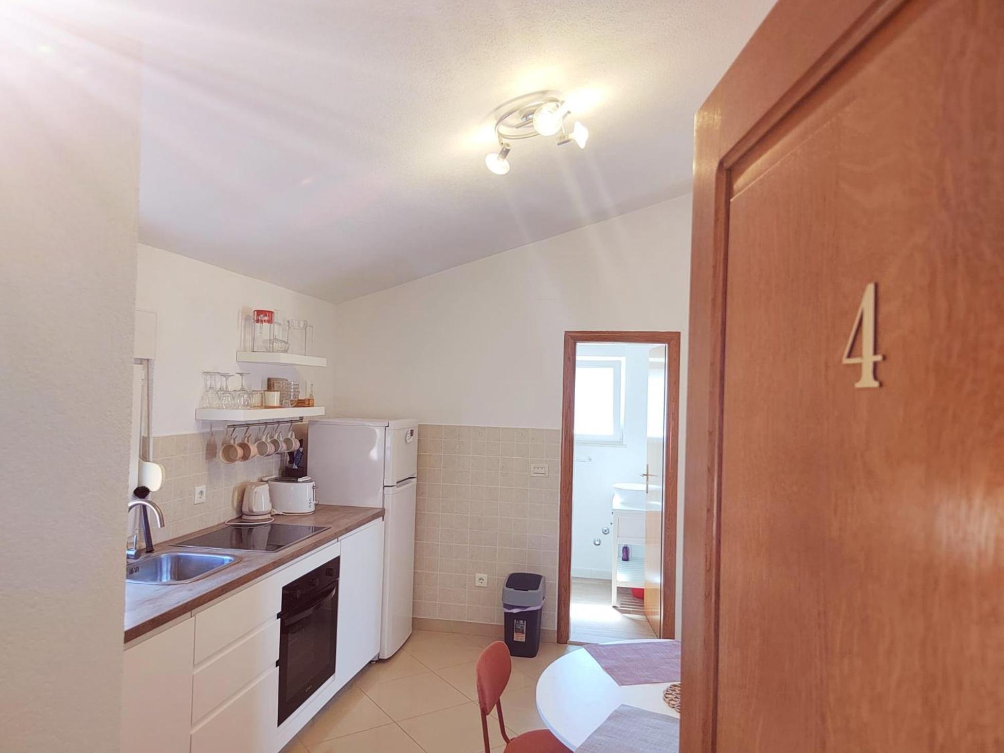 T&T Sea View Apartments Trogir Exterior foto