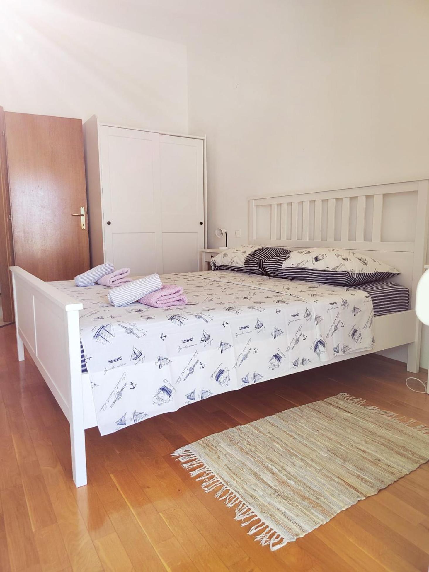 T&T Sea View Apartments Trogir Exterior foto