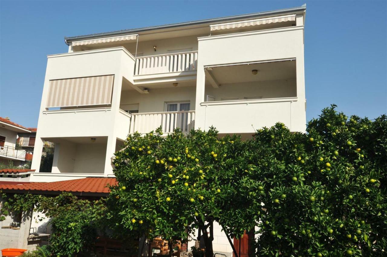 T&T Sea View Apartments Trogir Exterior foto